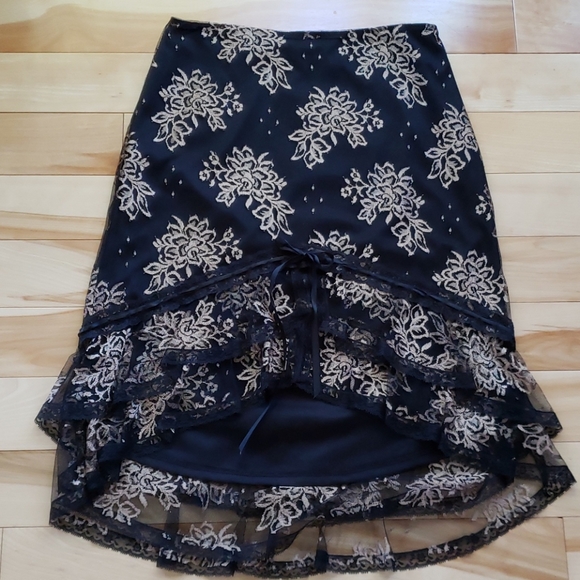 Betsey Johnson Dresses & Skirts - Betsey Johnson - vintage style skirt